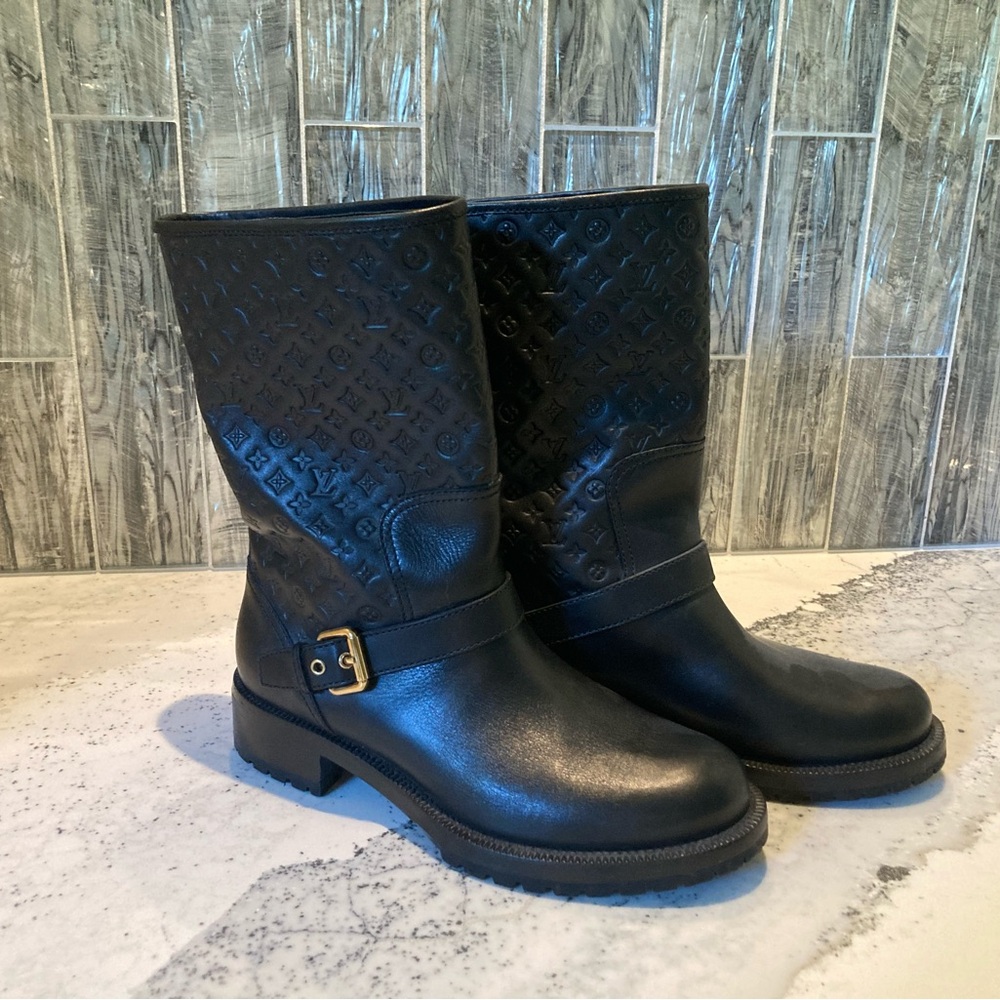 Louis Vuitton Black Combat Moto Boots Lug Sole EU39 US 8.5-9 EUC LV Embossed